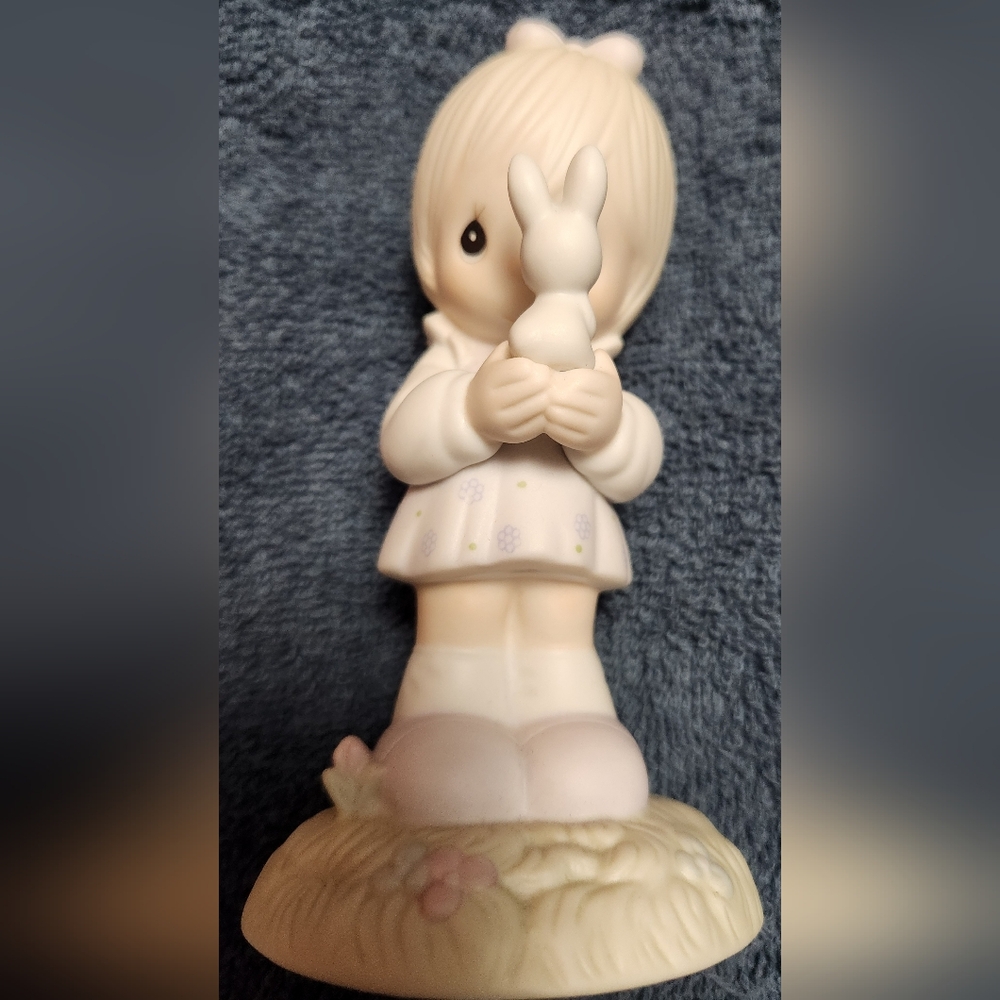 PRECIOUS MOMENTS, "WISHING YOU A HAPPY EASTER FIGURINE, GIRL WITH BUNNY, 1987